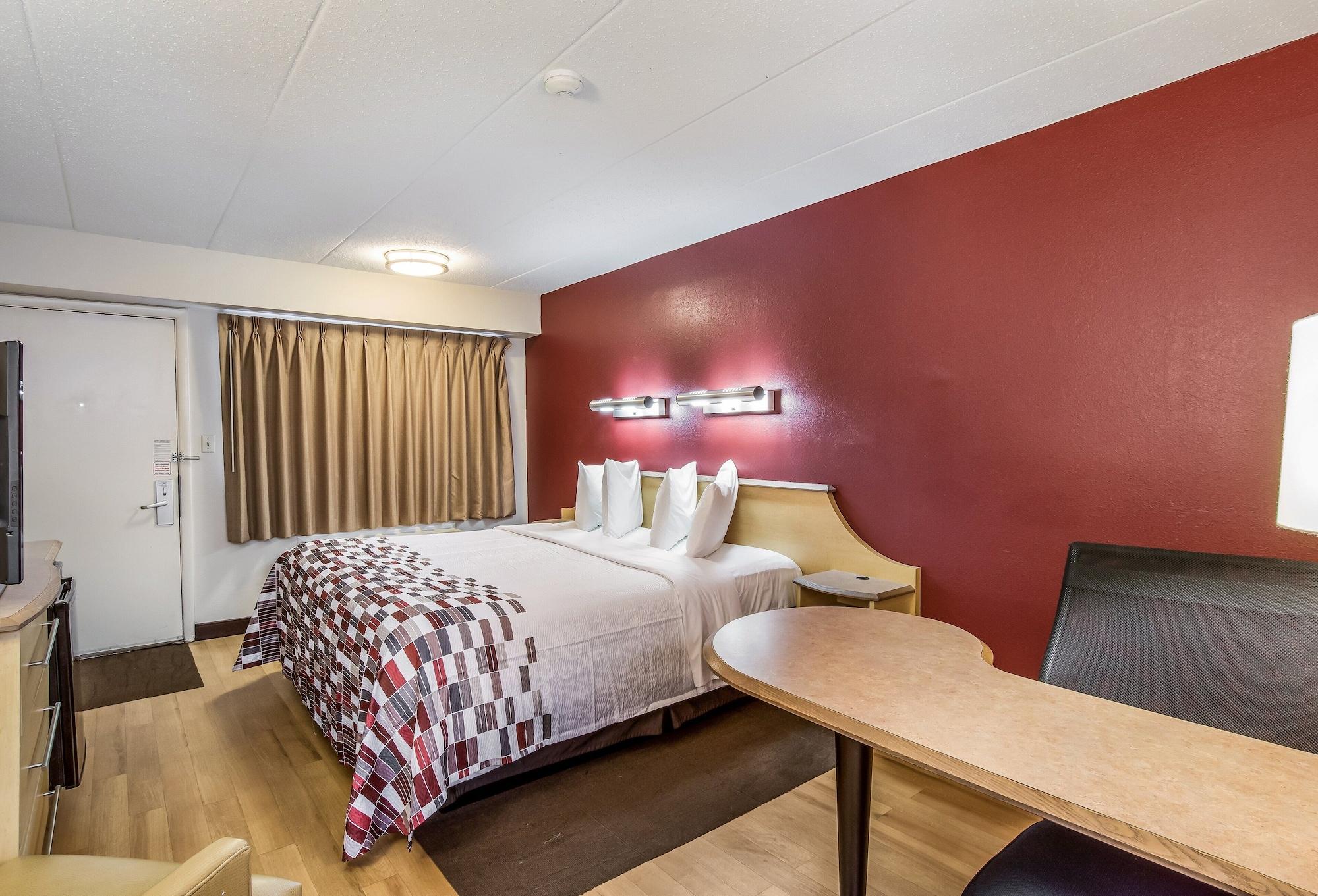 Red Roof Inn Detroit - Plymouth/Canton Екстериор снимка