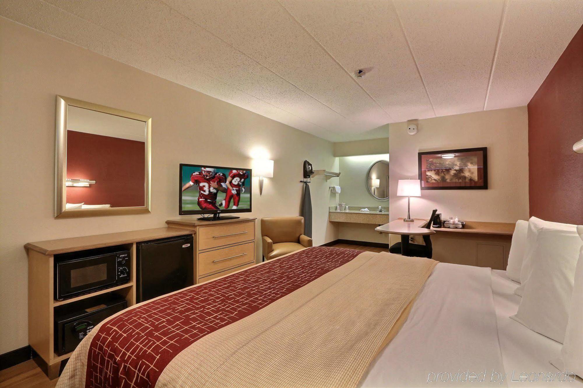 Red Roof Inn Detroit - Plymouth/Canton Екстериор снимка