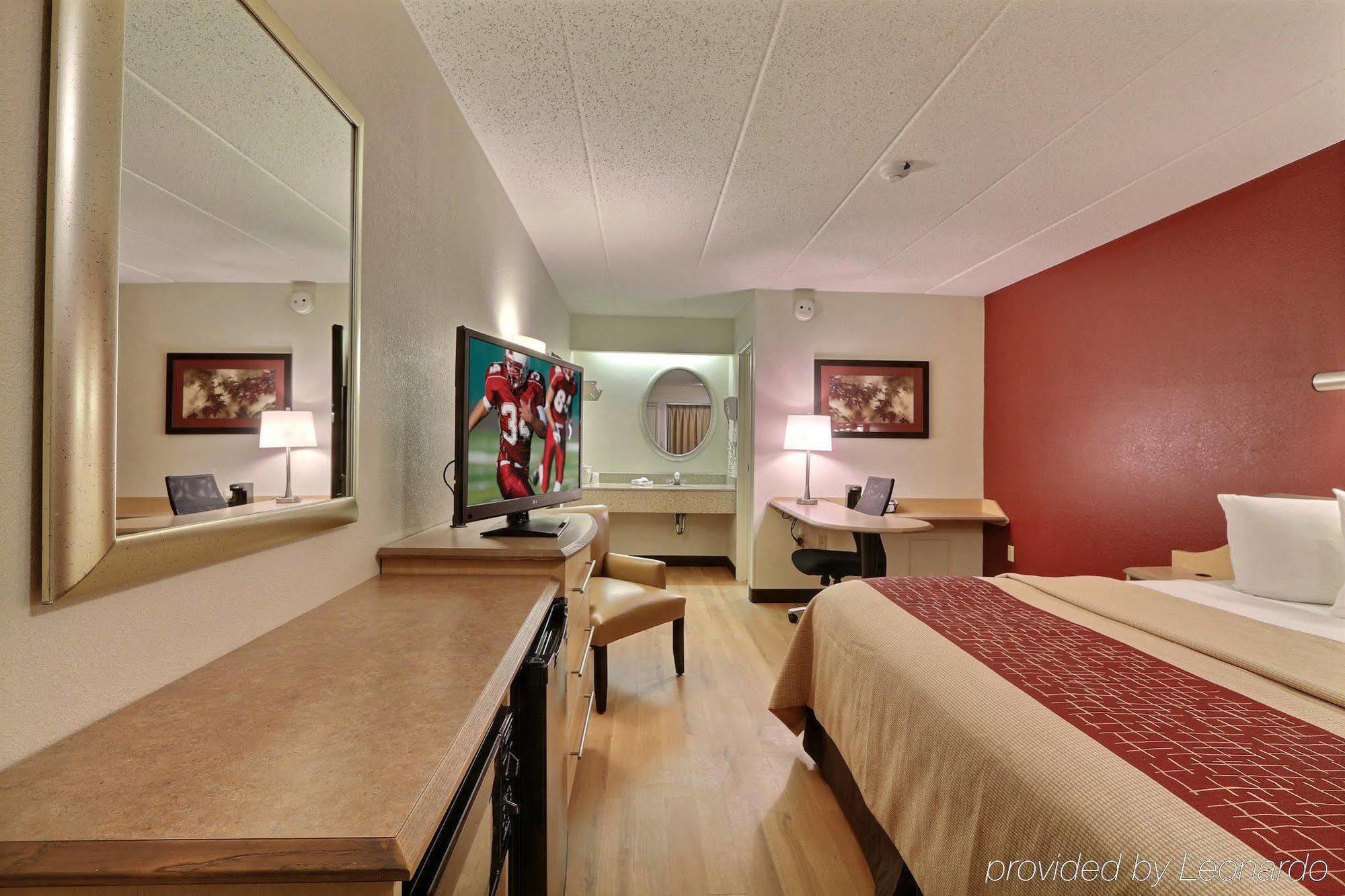 Red Roof Inn Detroit - Plymouth/Canton Екстериор снимка